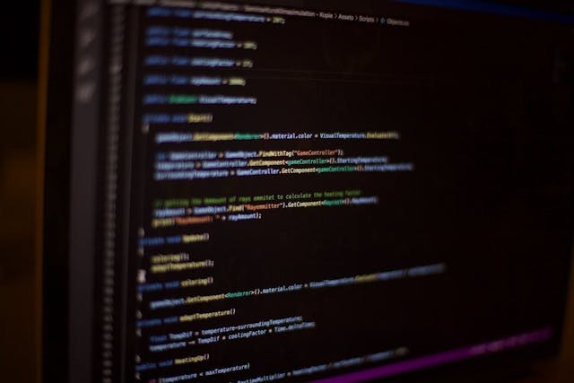 /6-best-c-programming-books-ranked-by-review-score feature image