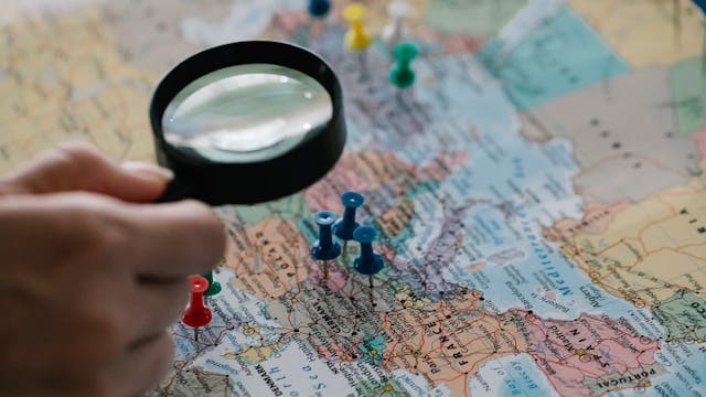 /sampling-raster-values-at-specific-coordinates-with-python feature image