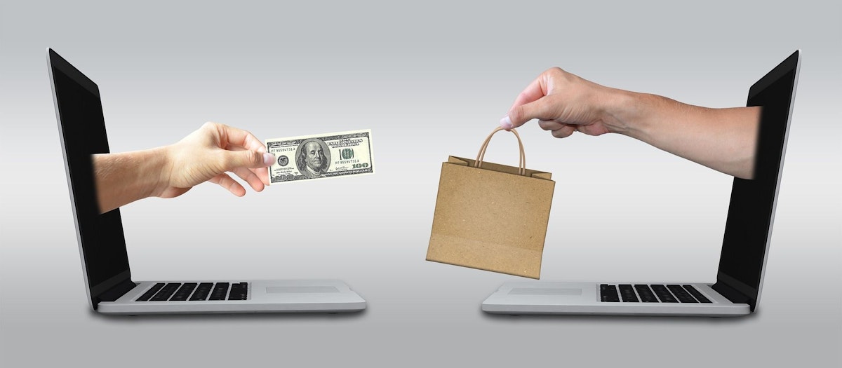 featured image - How Personalization Works in E-commerce and Why Retailers Fail at It