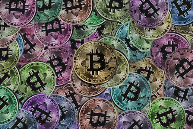 /bitcoin-stop-speculating-and-start-innovating-the-shift-of-currency-to-assets feature image