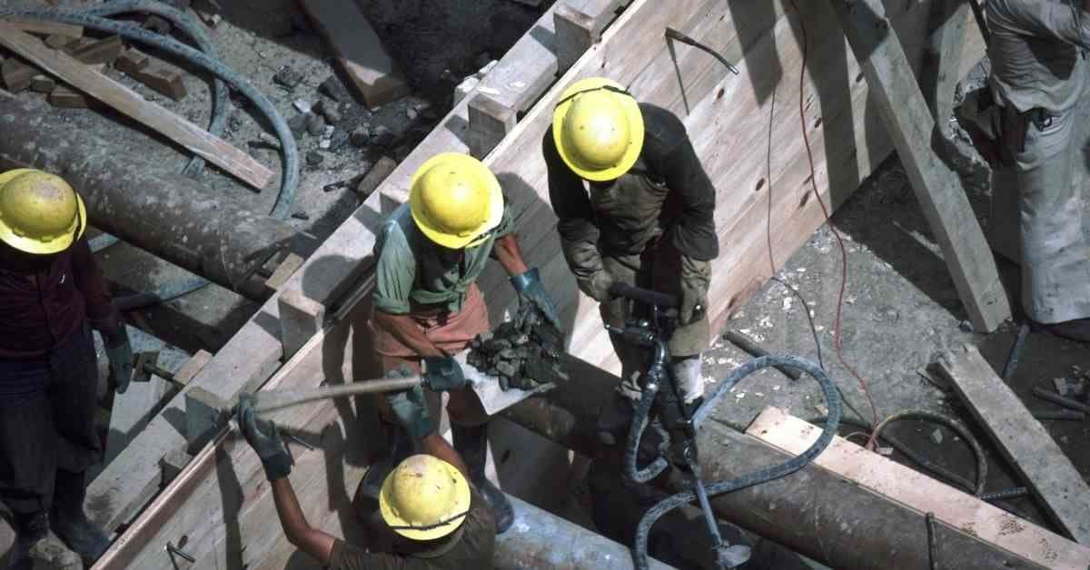 featured image - How Will Artificial Intelligence Transform the Construction Industry?