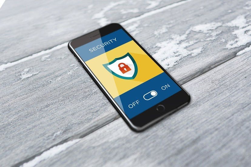 /3-best-apps-to-track-a-cell-phone-location-for-free feature image