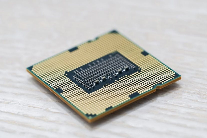 /understanding-modern-cpu-architecturepart-2-microarchitecture feature image