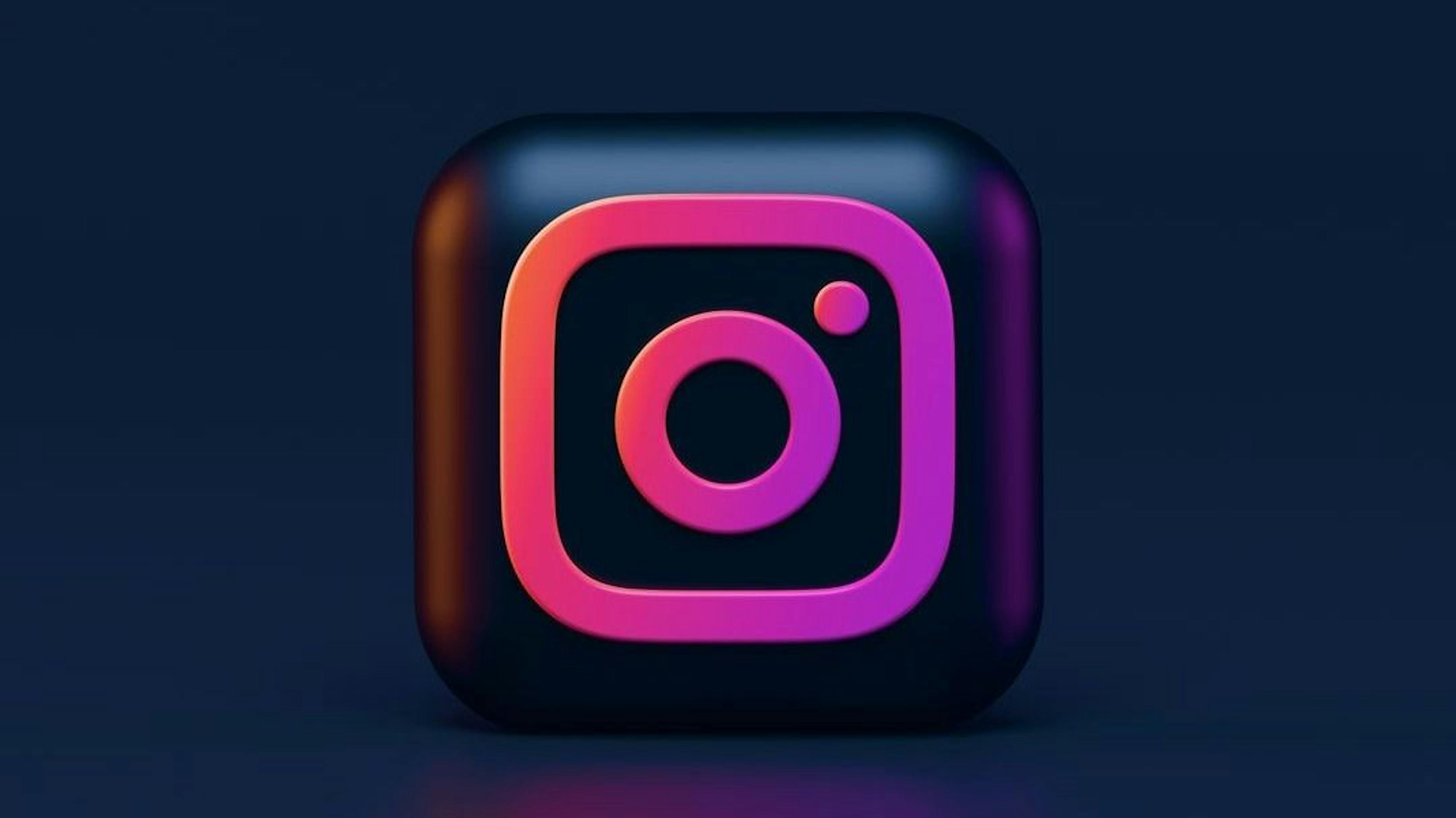 featured image - Your Instagram Privacy Guide for 2022