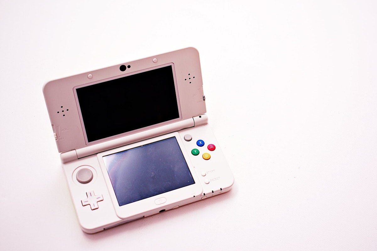 featured image - 10 Best Nintendo 3DS Games of all Time Ranked by Sales