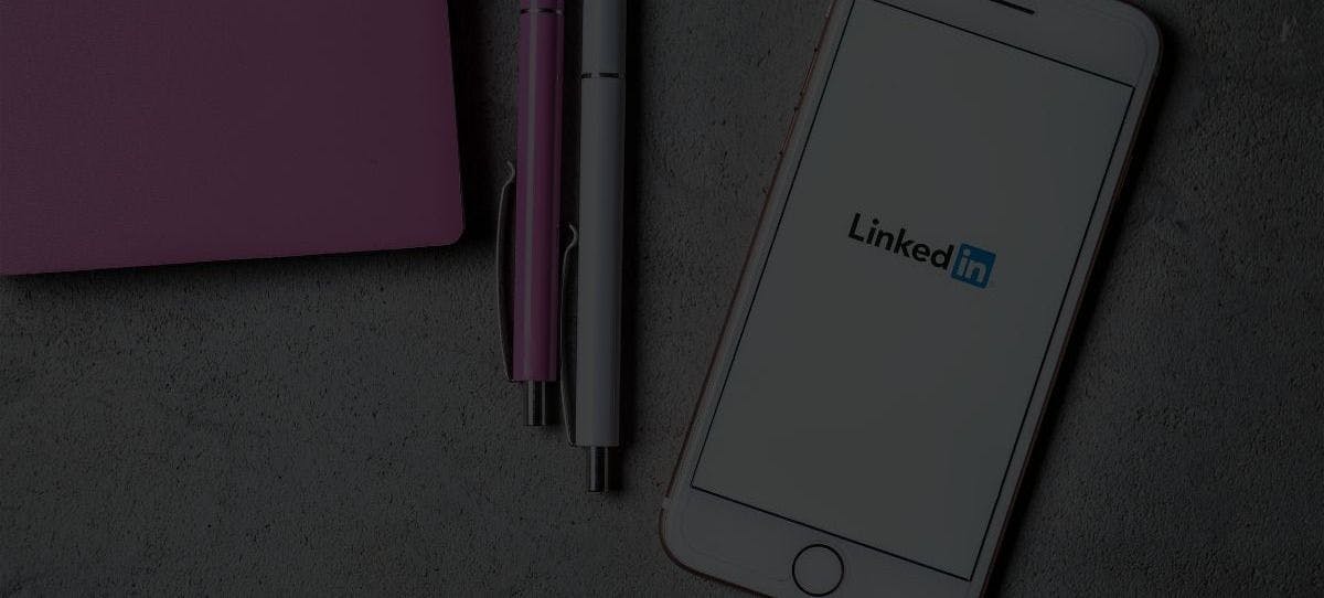 featured image - How to Optimise LinkedIn for Software Developers