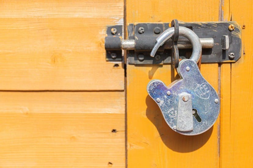 /getting-into-the-mind-of-the-hacker-heres-how-hackers-steal-your-keys-secrets-and-passwords-r382358g feature image