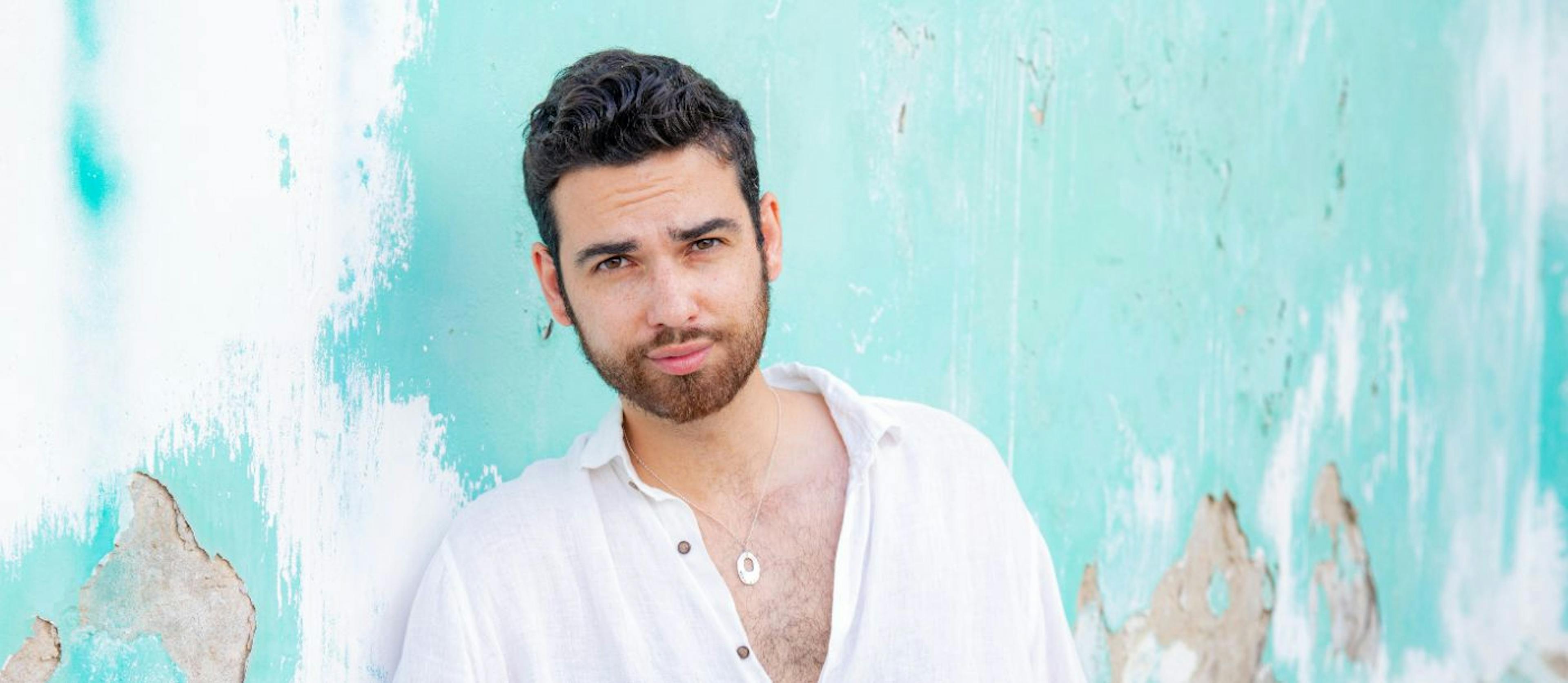 featured image - Meet Noonies 2022 Winner: Omri Hurwitz Startup Blogger of The Year