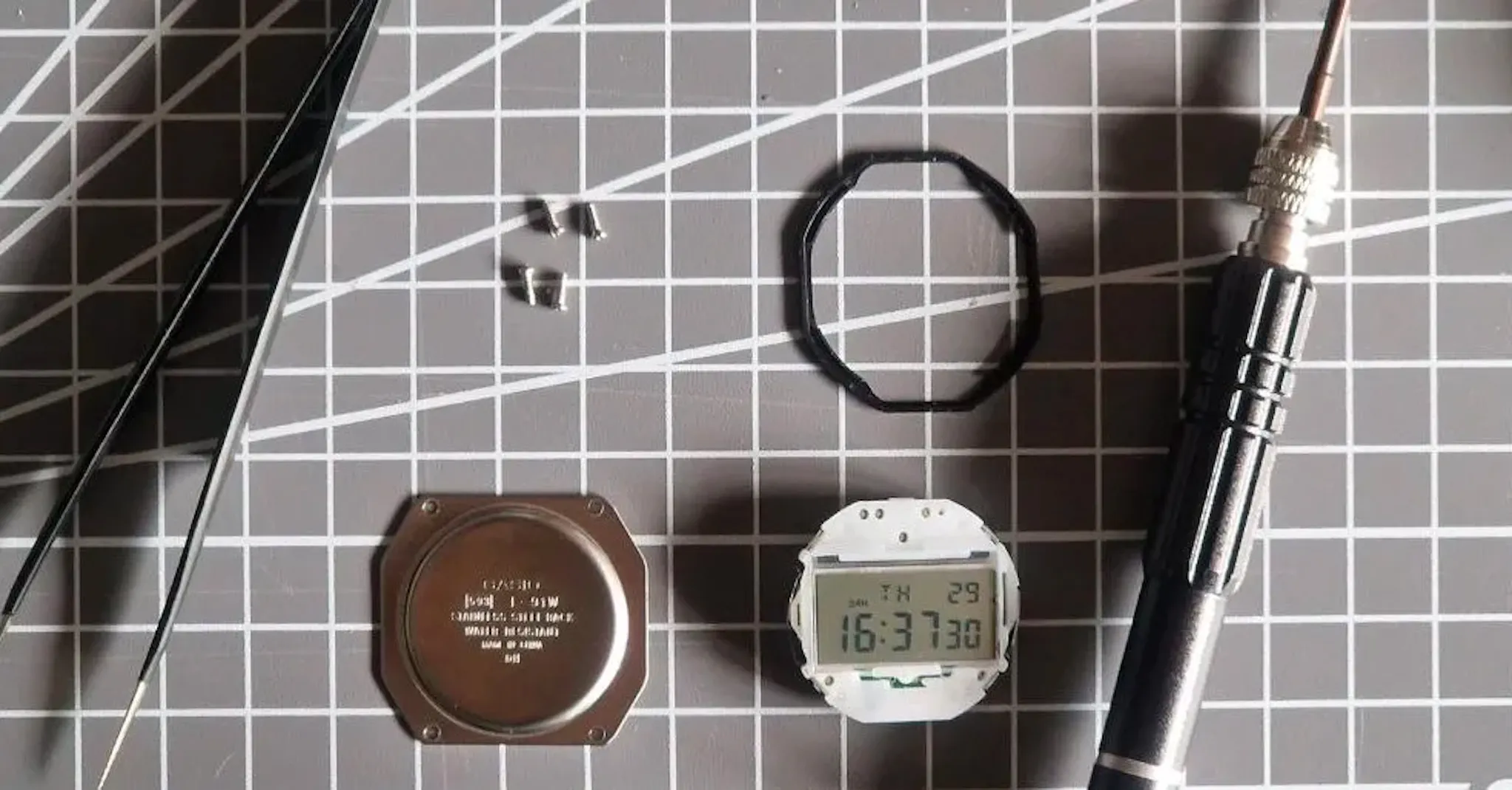 CASIO F-91W teardown