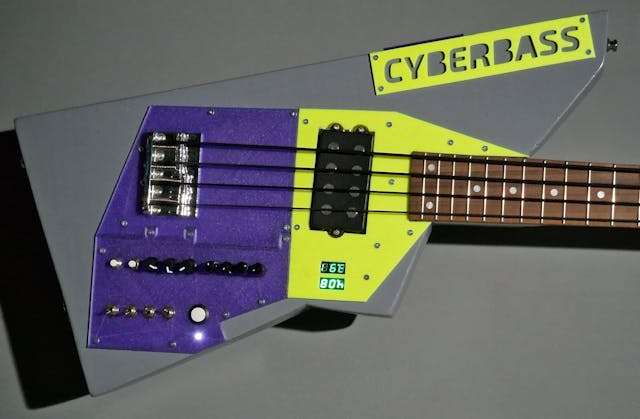 /diy-enthusiast-hacks-his-way-into-building-his-own-musical-instrument-and-it-rocks feature image