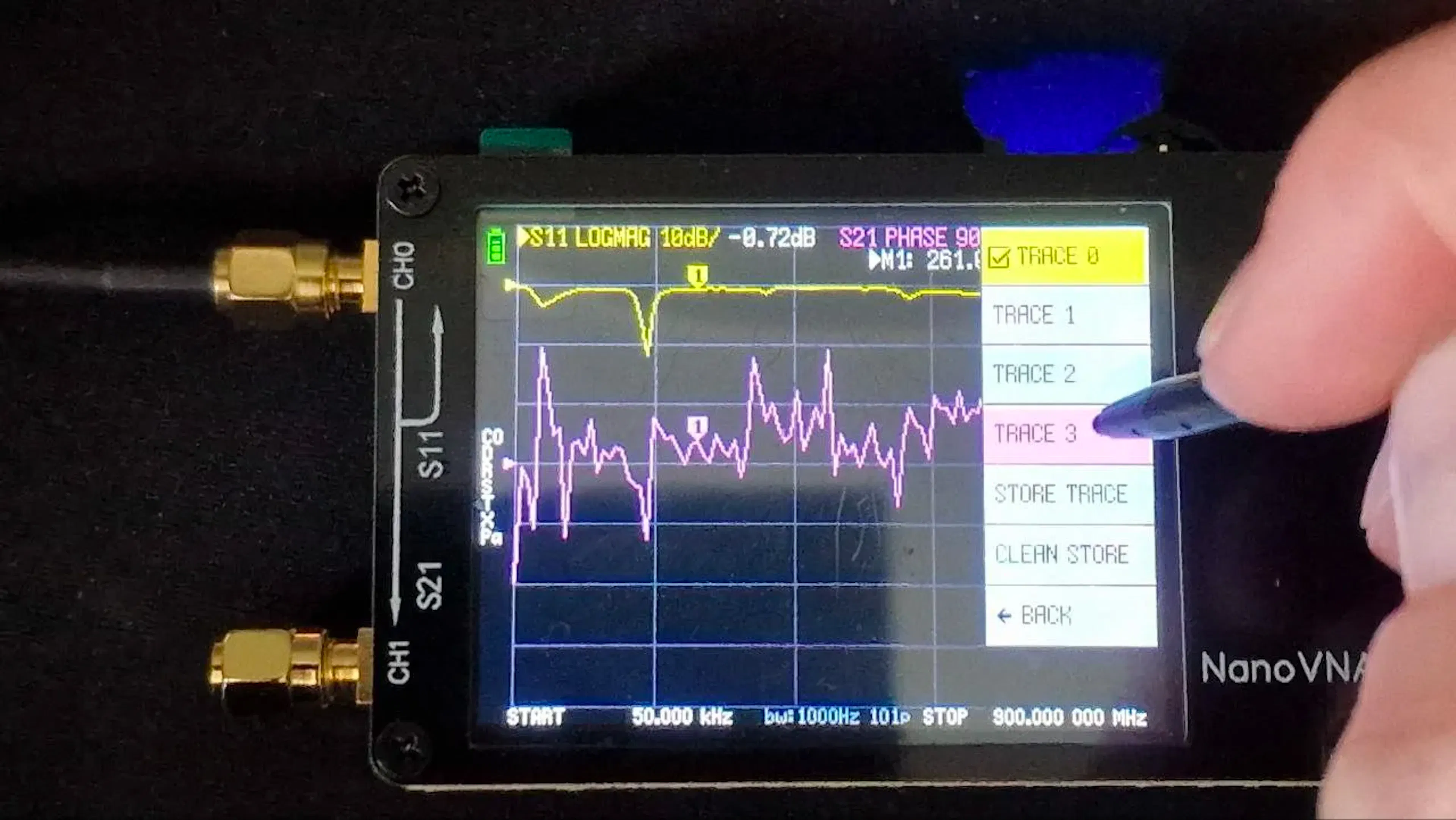 NanoVNA DISPLAY -> TRACE sub-menu