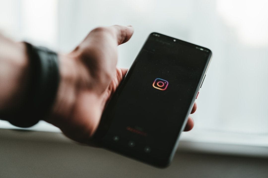 featured image - How to Build a Content Marketing Funnel on Instagram