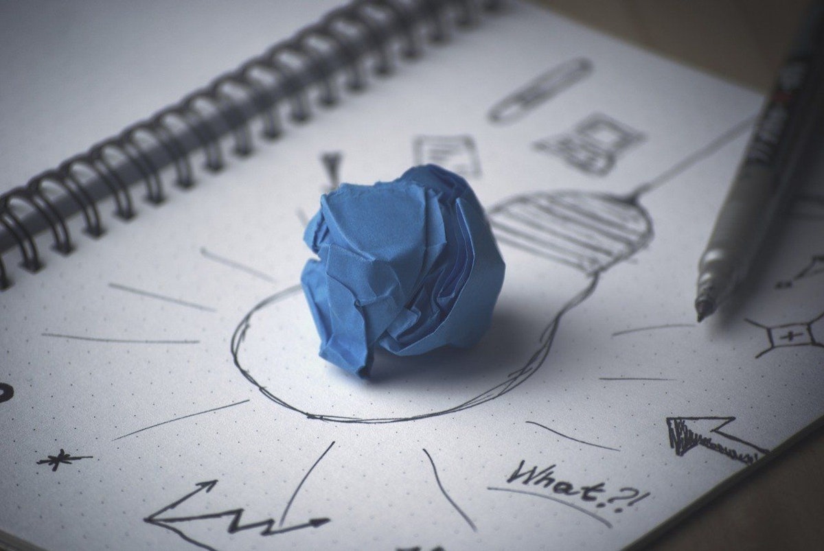 featured image - Actionable Ways to Inspire Innovative Thinking in the Workplace