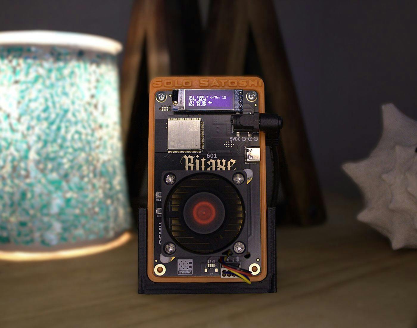 ソロ・サトシ、世界で10万台のビタクシー・マイナーを発表! | HackerNoon