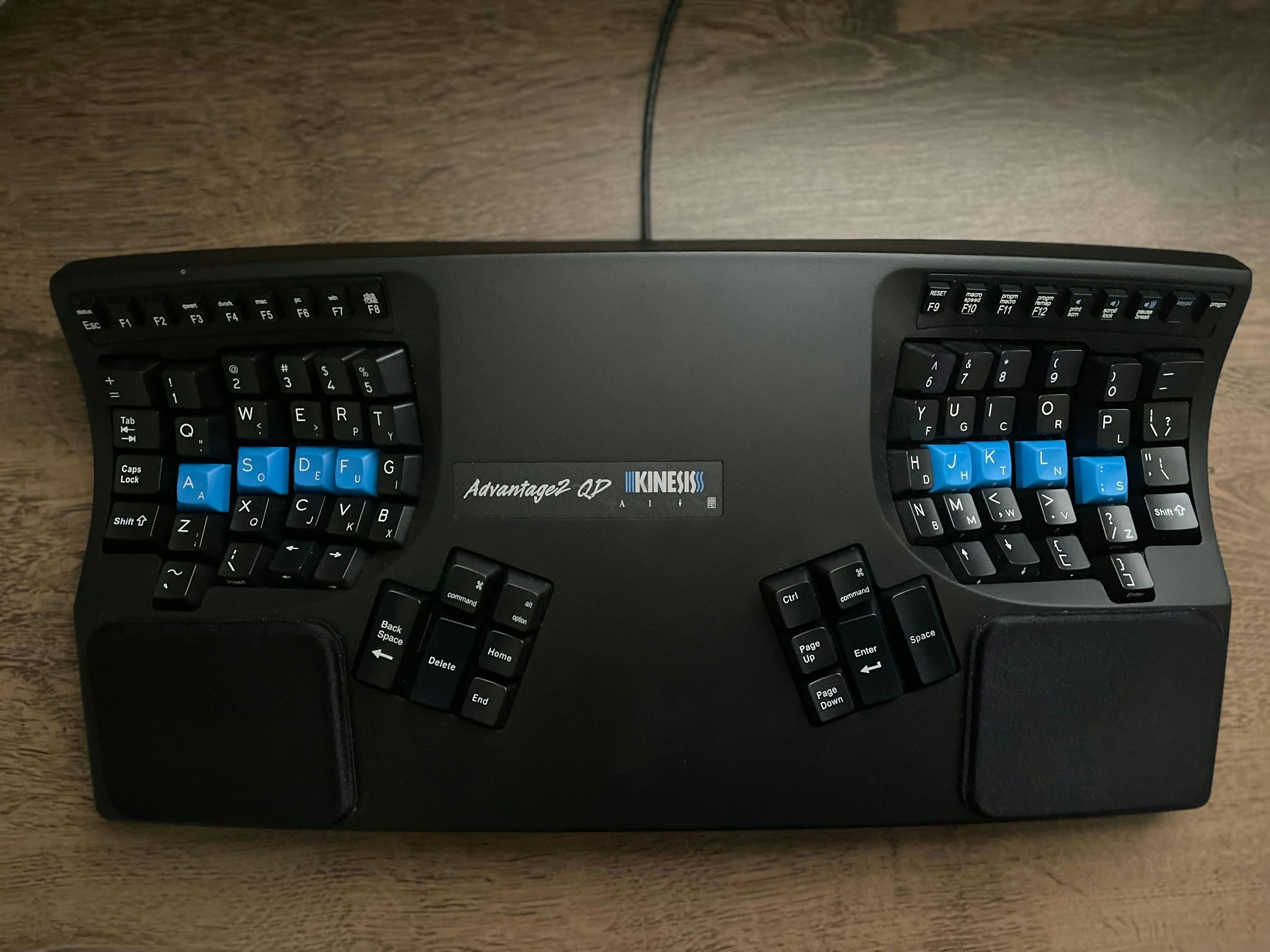 featured image - 3 Ergonomic Keyboards for Developers, Ranked by a Developer