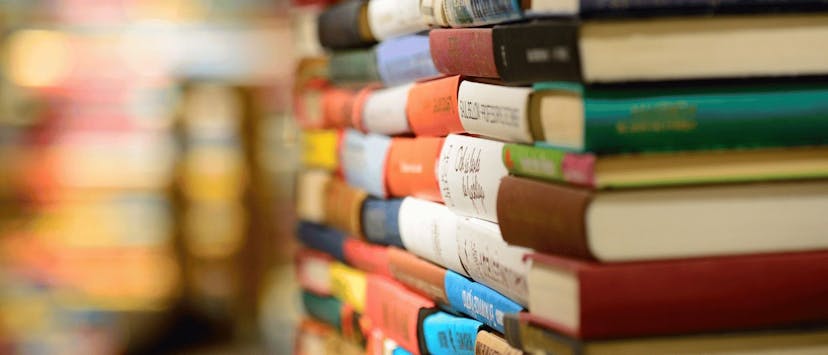 /9-free-book-websites-that-you-should-know-about feature image