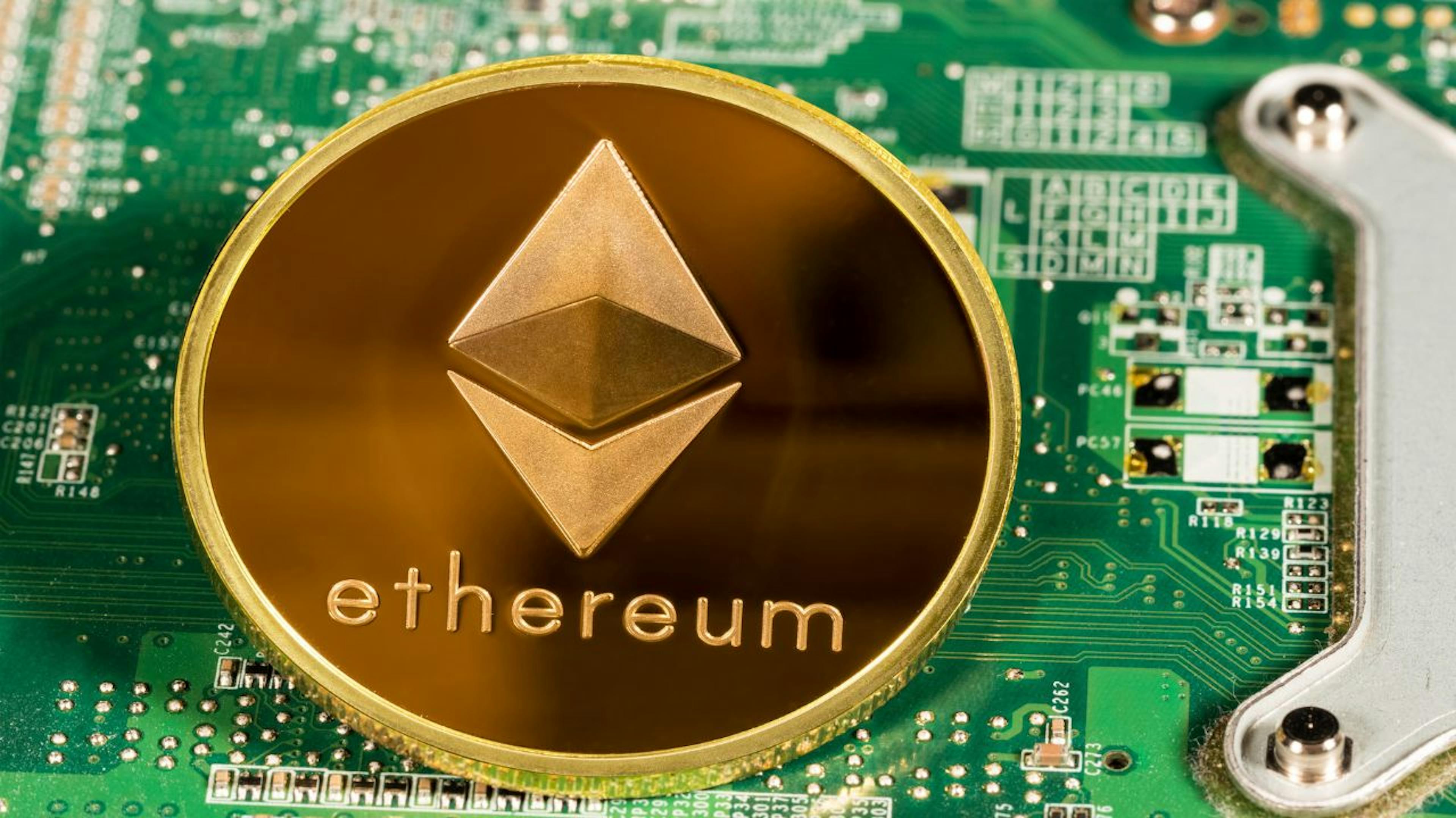 featured image - Examining 5 Ethereum Virtual Machines (EVMs) Up Close