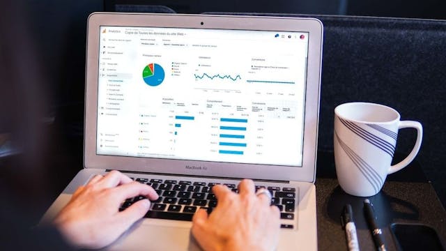 /interstitial-ads-how-to-boost-revenue-while-maintaining-ux feature image