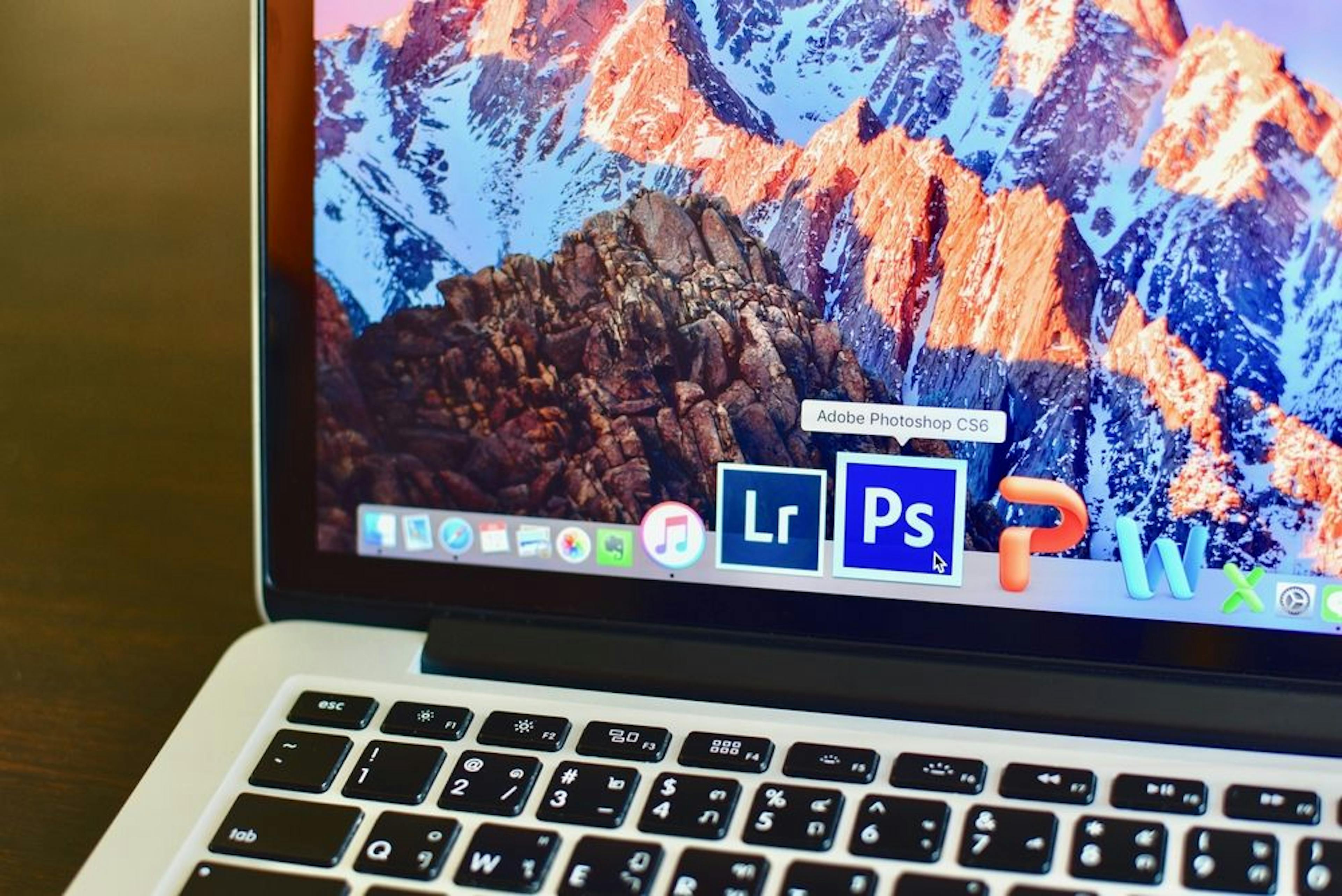 6 Factors Designers Should Consider When Choosing an Apple Laptop