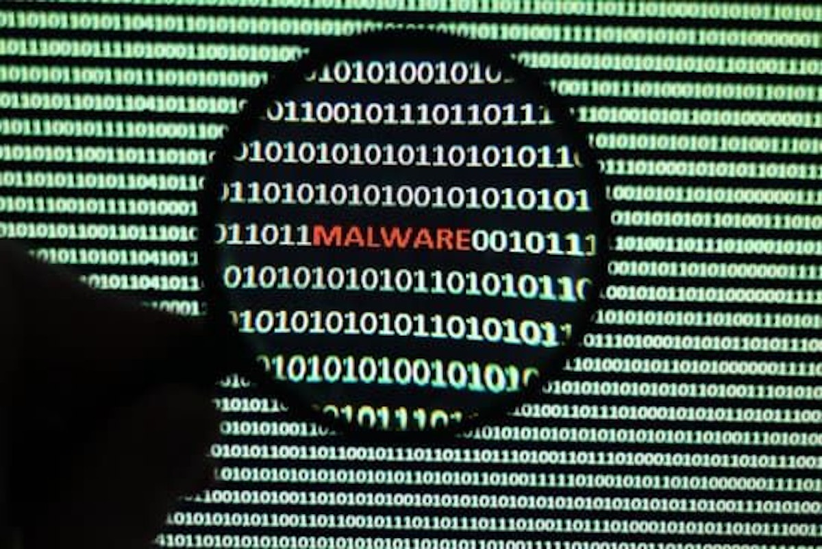 featured image - Esteganografía: cómo los piratas informáticos ocultan malware en imágenes