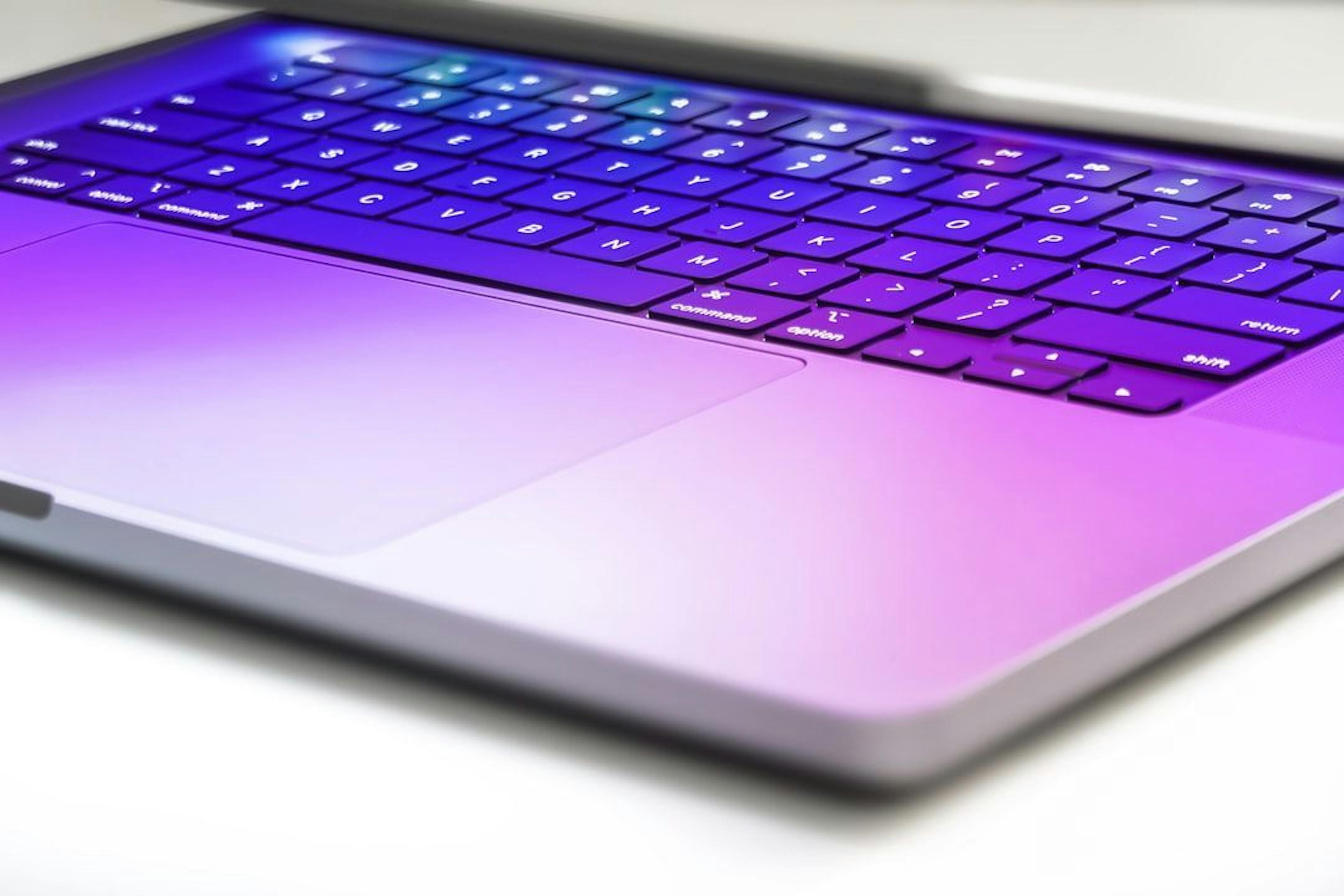 featured image - Kubernetes on Apple's M1 Macbook with VMware Tanzu Community Edition