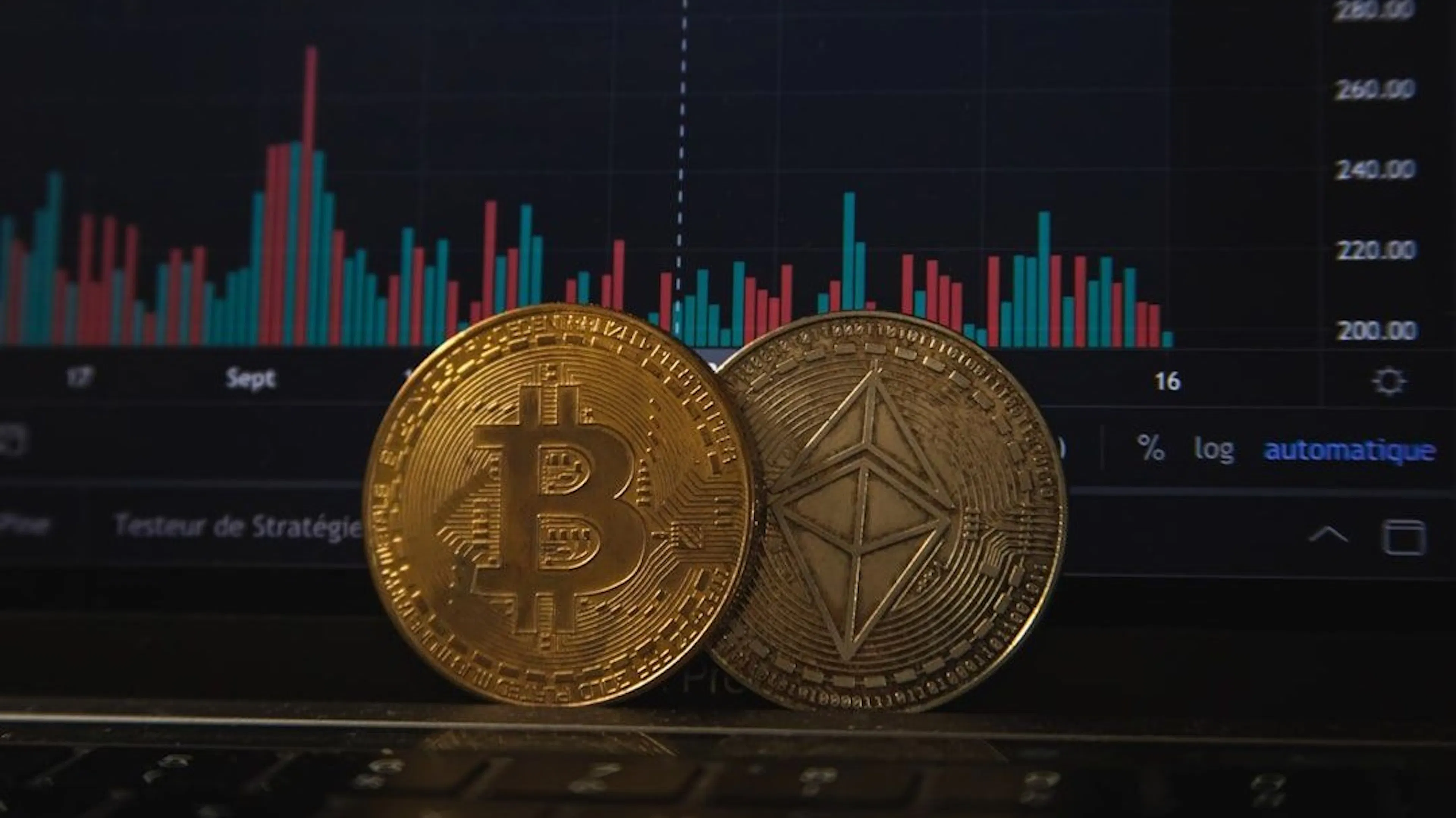 featured image - Europe Is Tightening Crypto Rules While the US Fights Over Them