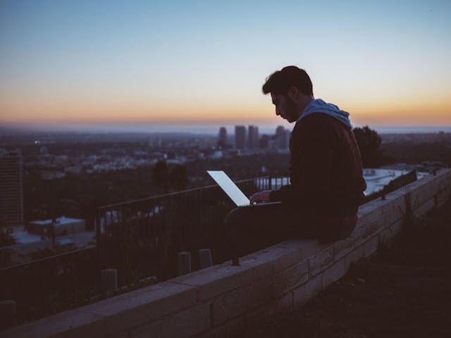 /dealing-with-remote-loneliness feature image
