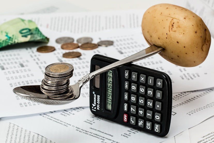 /revenue-operations-are-making-businesses-stay-ahead-of-the-curve-see-how-and-when-to-invest-in-it feature image