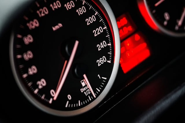 /advanced-rate-limiting-with-apache-apisix-optimizing-api-gateway-performance feature image