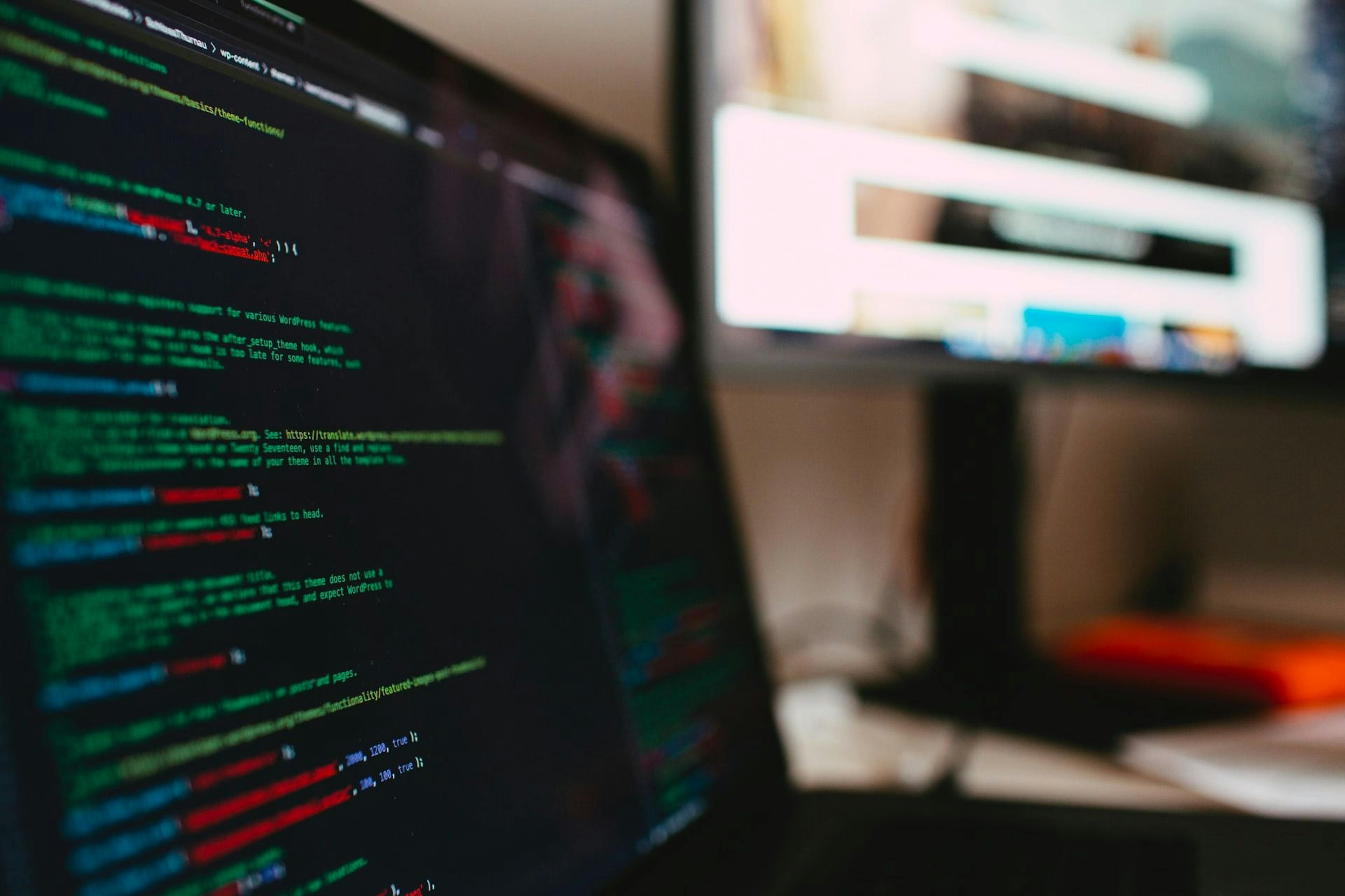 featured image - 7 Visual Studio Code Extensions That Help Frontend Developers Increase Productivity