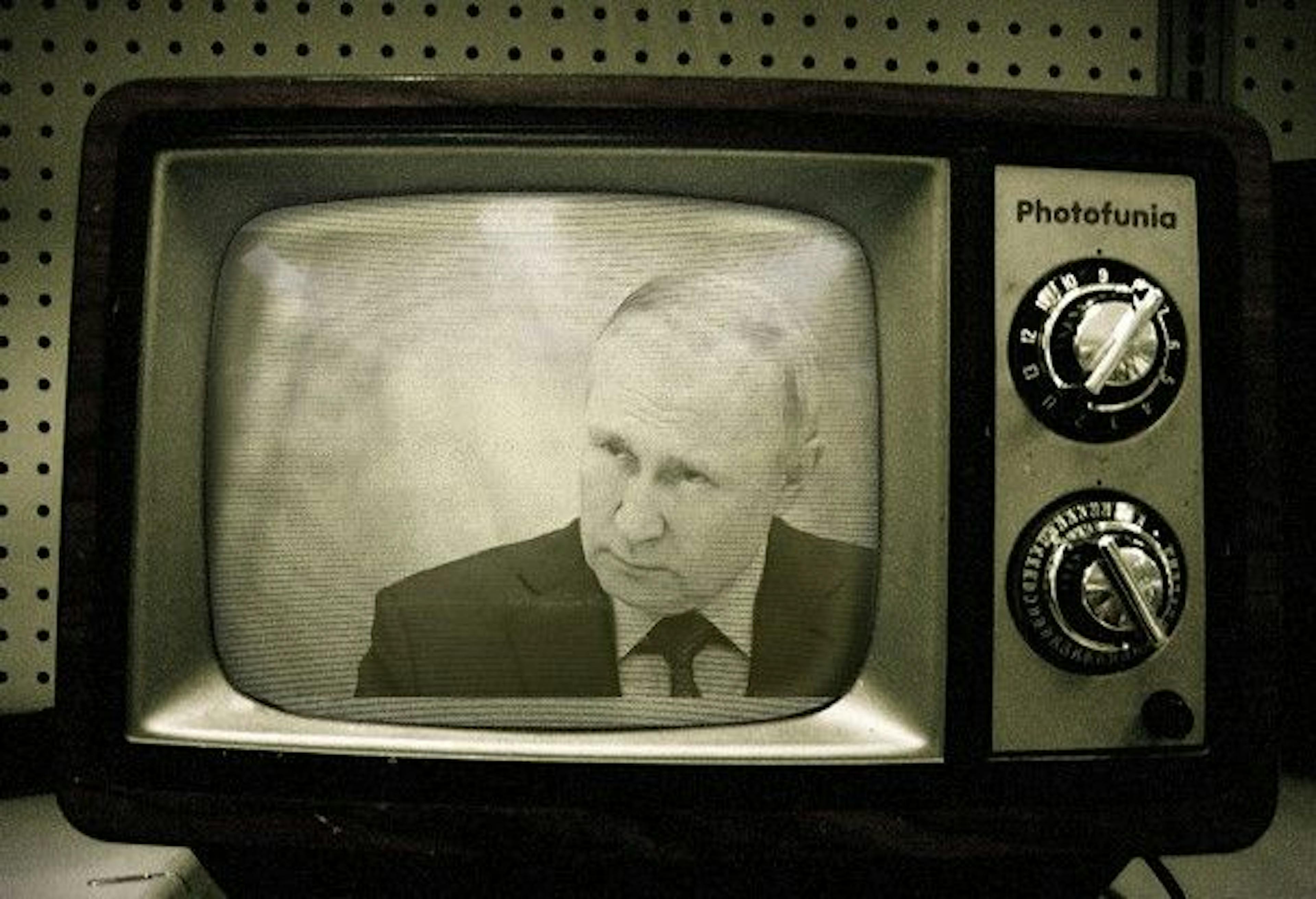 /how-information-technology-and-web-30-is-leveraged-to-help-ukraine-and-cancel-russia feature image