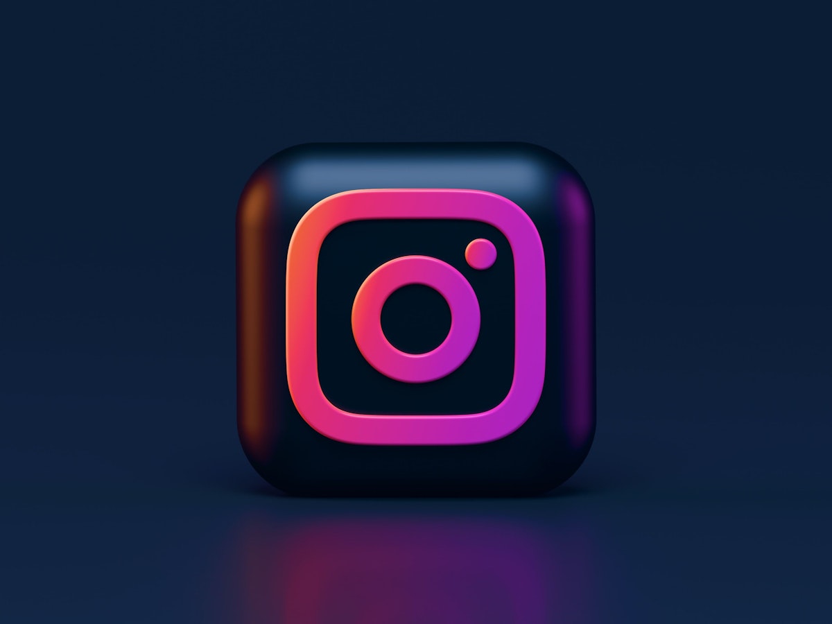 featured image - A Quick Guide to Instagram Marketing